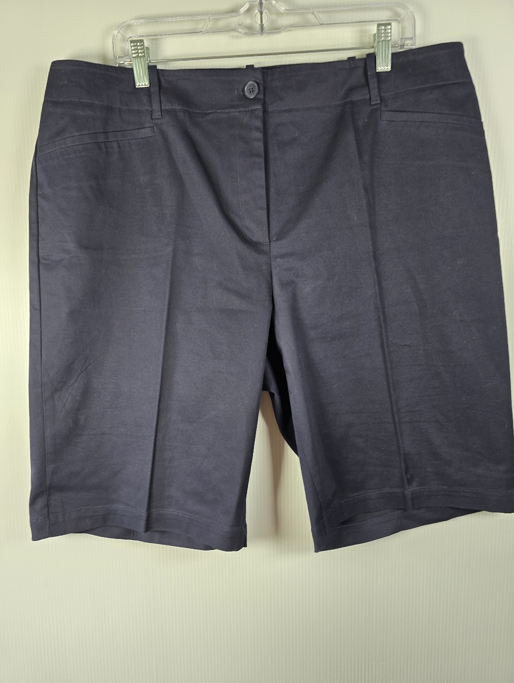 Talbots Dark Navy Women’s Bermuda Shorts Partial Elastic Waist Size 18